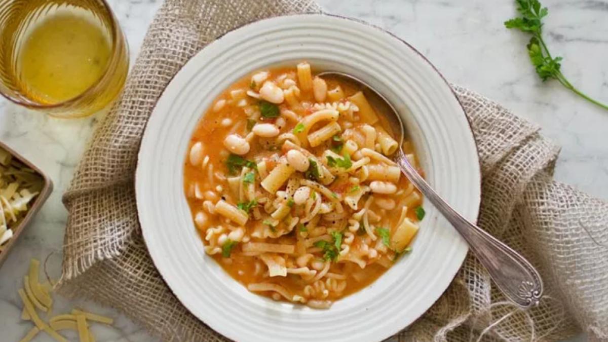 pasta-fagioli--un-preparat-clasic-italian--urmeaza-reteta-clasica-si-n-ai-cum-sa-dai-gres