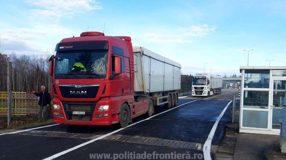 aproape-150-000-de-persoane-au-tranzitat-frontierele-tarii--intr-o-singura-zi--11-romani-au-fost-intorsi-din-drum