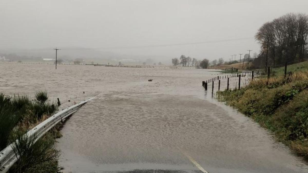 ploi-abundente-si-inundatii-in-marea-britanie--sute-de-persoane-au-ramas-fara-curent