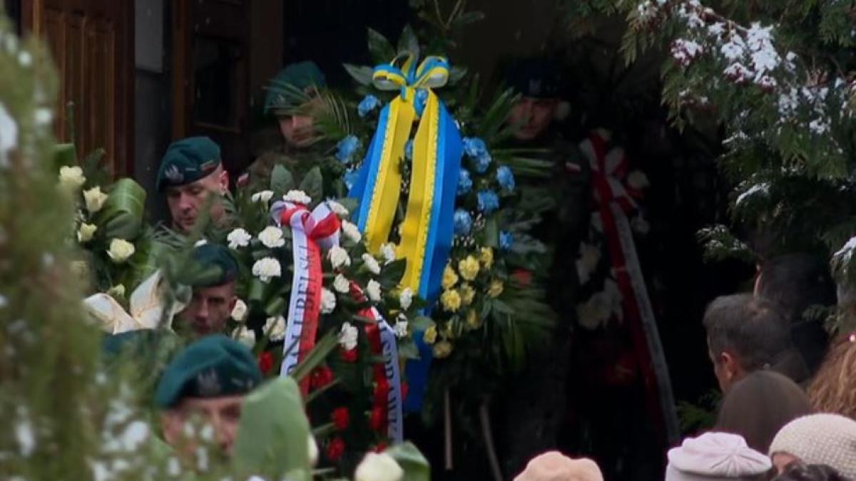 una-dintre-victimele-rachetei--care-a-cazut-in-polonia--inmormantata-cu-onoruri-militare