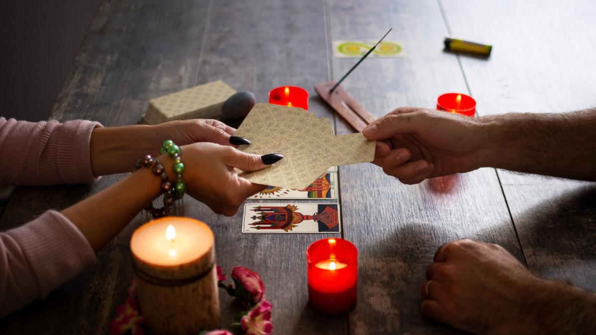 horoscop-special--punctul-norocului-sau-fortuna-afla-cum-poti-atrage-bani-si-prosperitate-in-functie-de-zodie