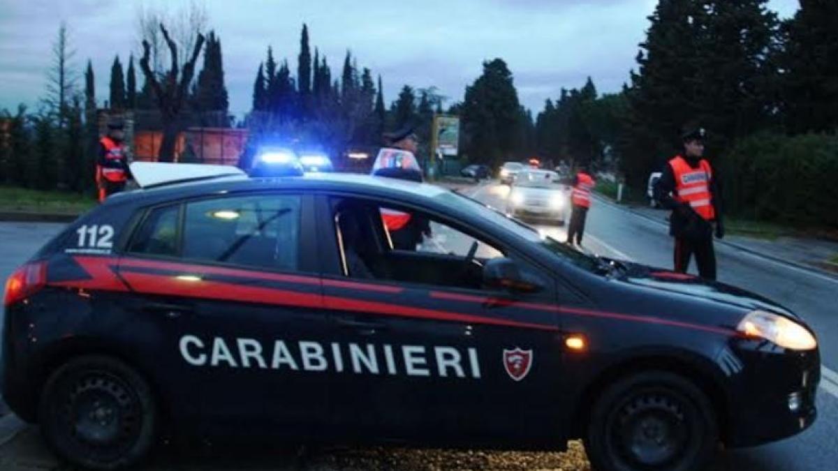 italia--roman--cautat-de-15-ani-de-politie--calatorea-intr-un-autocar-cu-refugiati-ucraineniprc-c2prc-a0