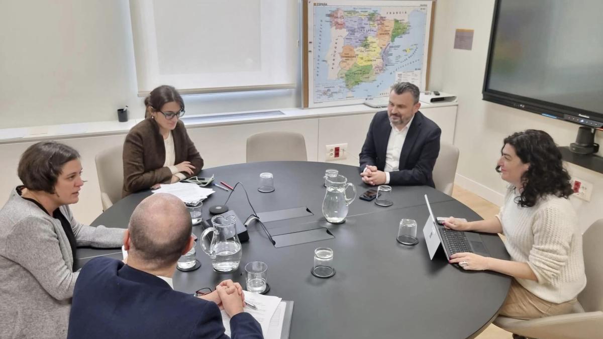 gheorghe-carciu--vizita-de-lucru-in-spania--intalniri-si-discutii-pentru-pentru-intarirea-identitatii-nationale