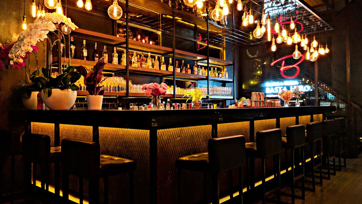 qui-nguyen-s6atlh5rf0u-unsplash