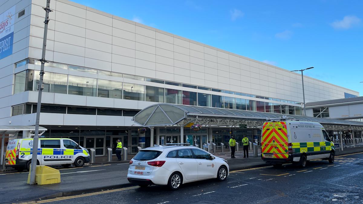 glasgow-airport-bomba