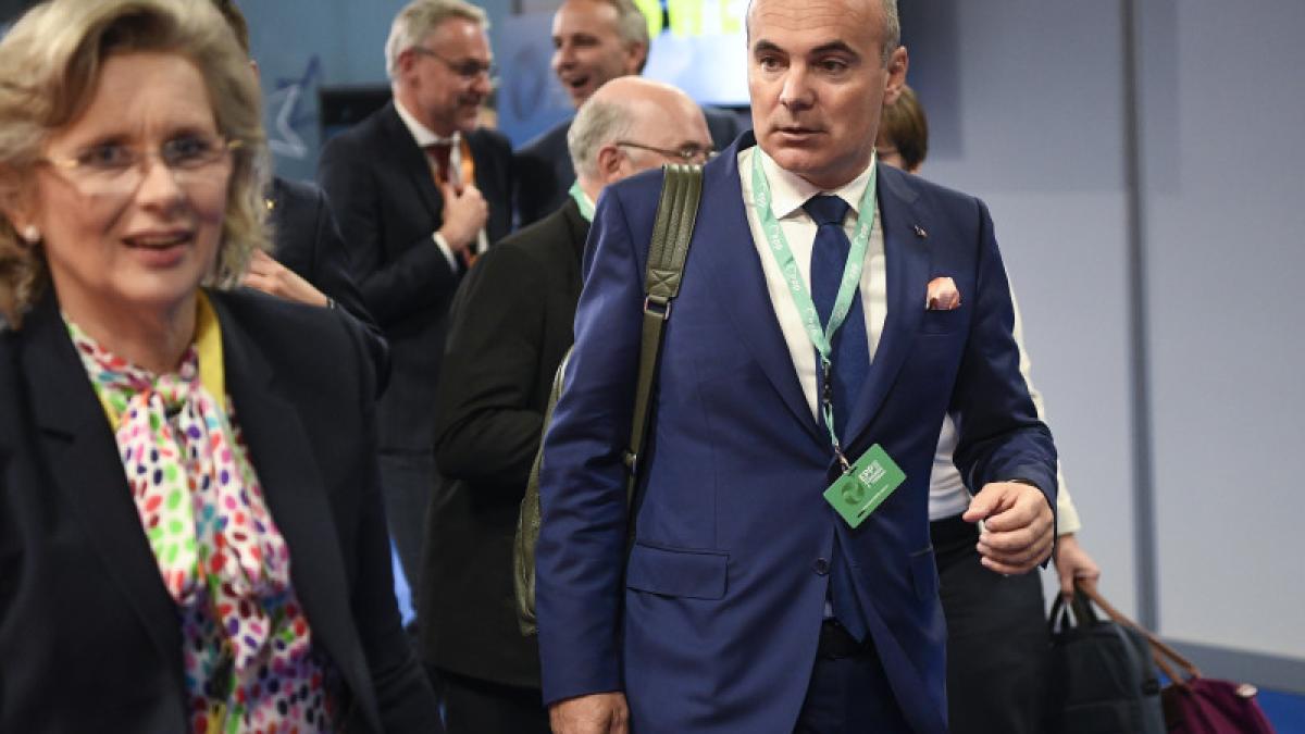 rares-bogdan-foto-in-picioare