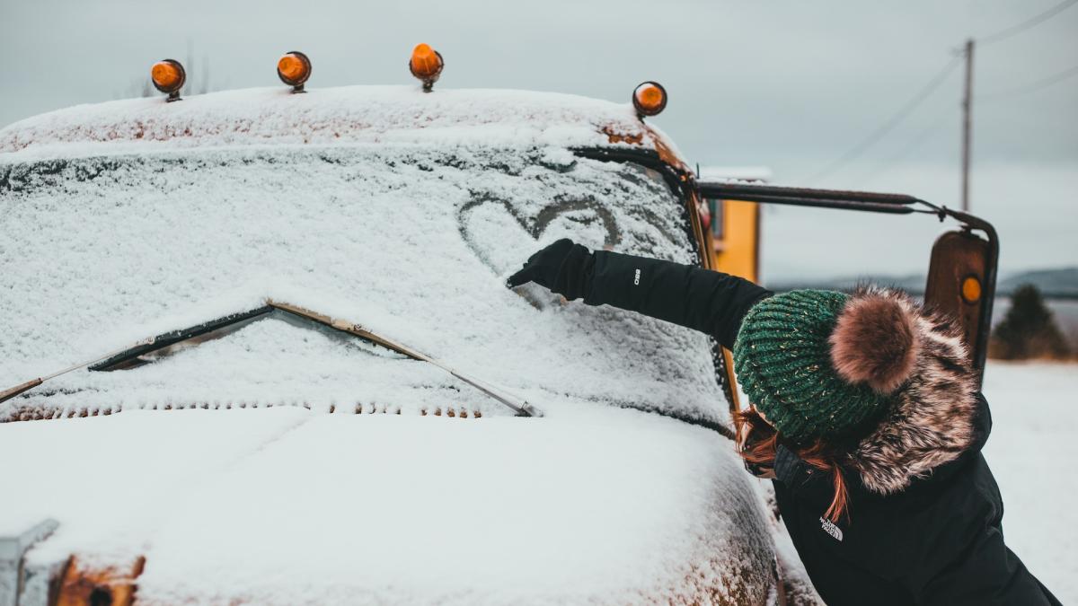 stergatoarele-masinii-tale-nu-vor-mai-ingheta--daca-recurgi-la-acest-truc