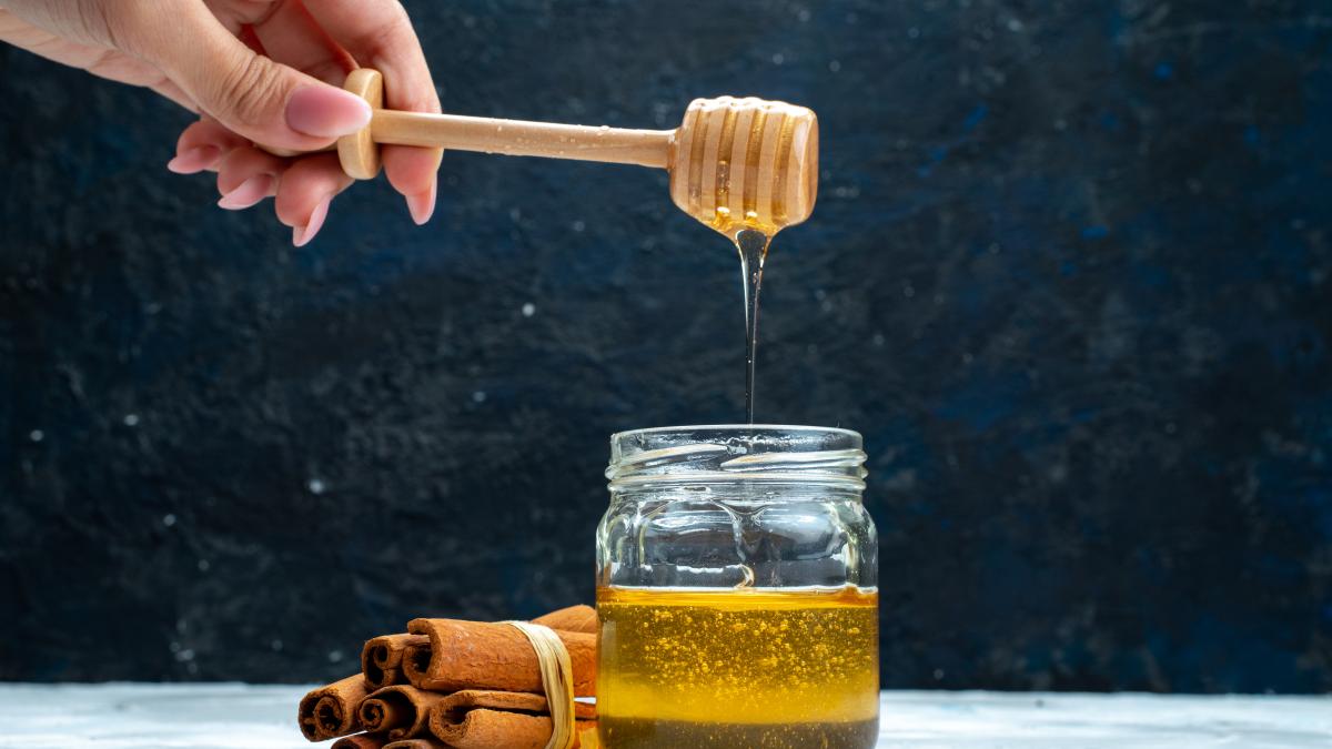 tu-stiai-de-acest-truc-scortisoara-si-miere--aur-pentru-sezonul-rece