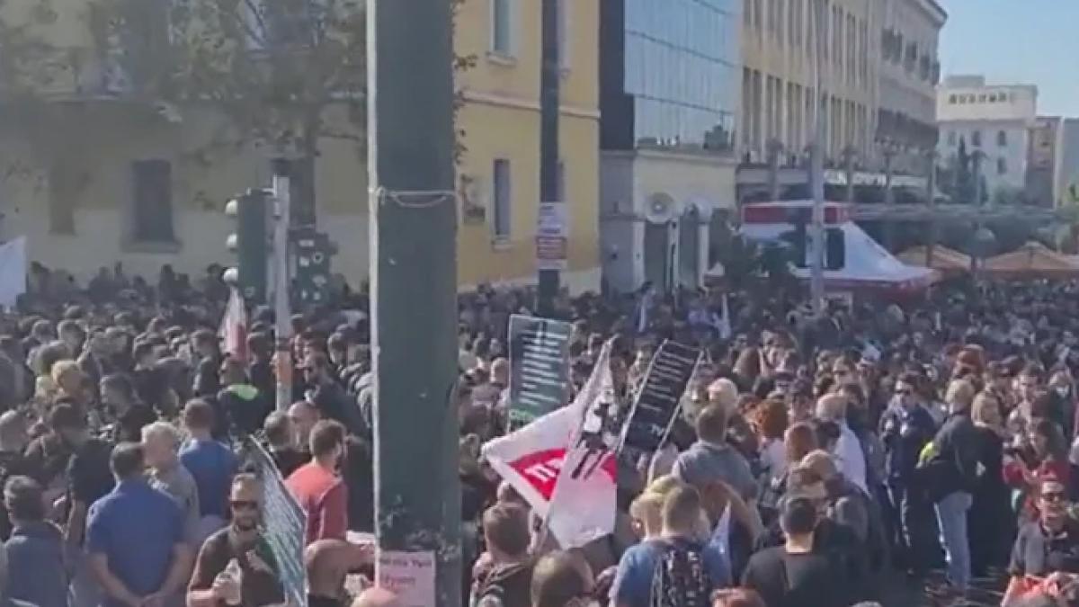 europa--paralizata-de-proteste-fata-de-scumpiri-cand-o-factura-se-ridica-la-350--evident-ca-nu-avem-cu-ce-sa-o-platim