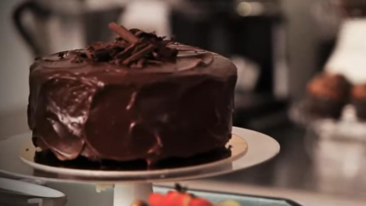 cel-mai-simplu-tort-de-revelion-e-gata-in-doar-30-de-minute-noteaza-reteta-acum-si-pregateste-o-de-indata