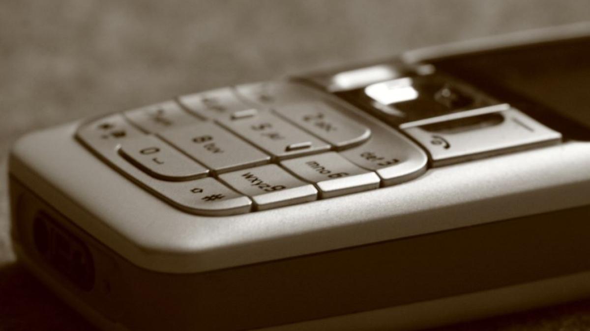 metoda--accidentul-a-mai-facut-o-victima--o-romanca-de-80-de-ani-a-ramas-fara-3-000-de-euro