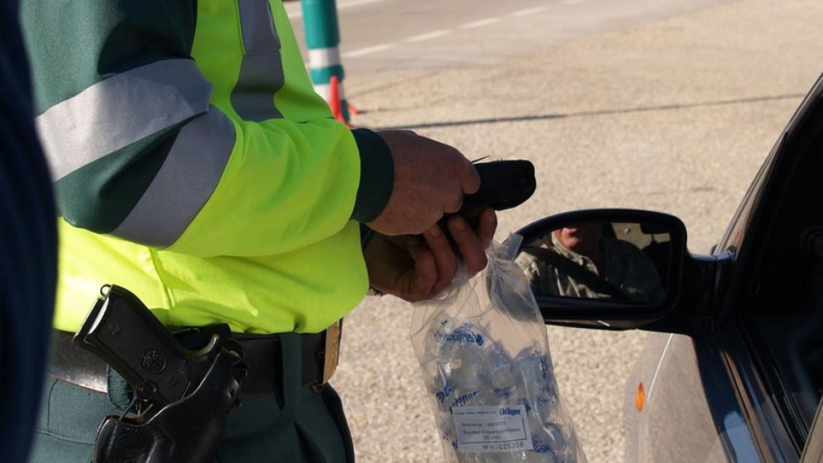 spania--roman--urmarit-ca-n-filme-pe-autostrada--suspectul-avea-masina-burdusita-cu-hasis