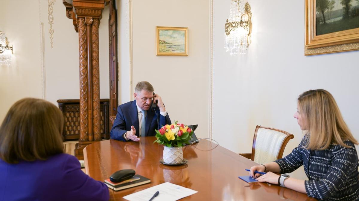 klaus_iohannis_telefon_conferinta_cotroceni_teleconferinta032020
