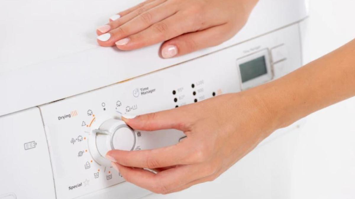 toata-murdaria-va-iesi--imediat--din-masina-spalat-daca-vei-face-asta--iata-cel-mai-eficient-truc