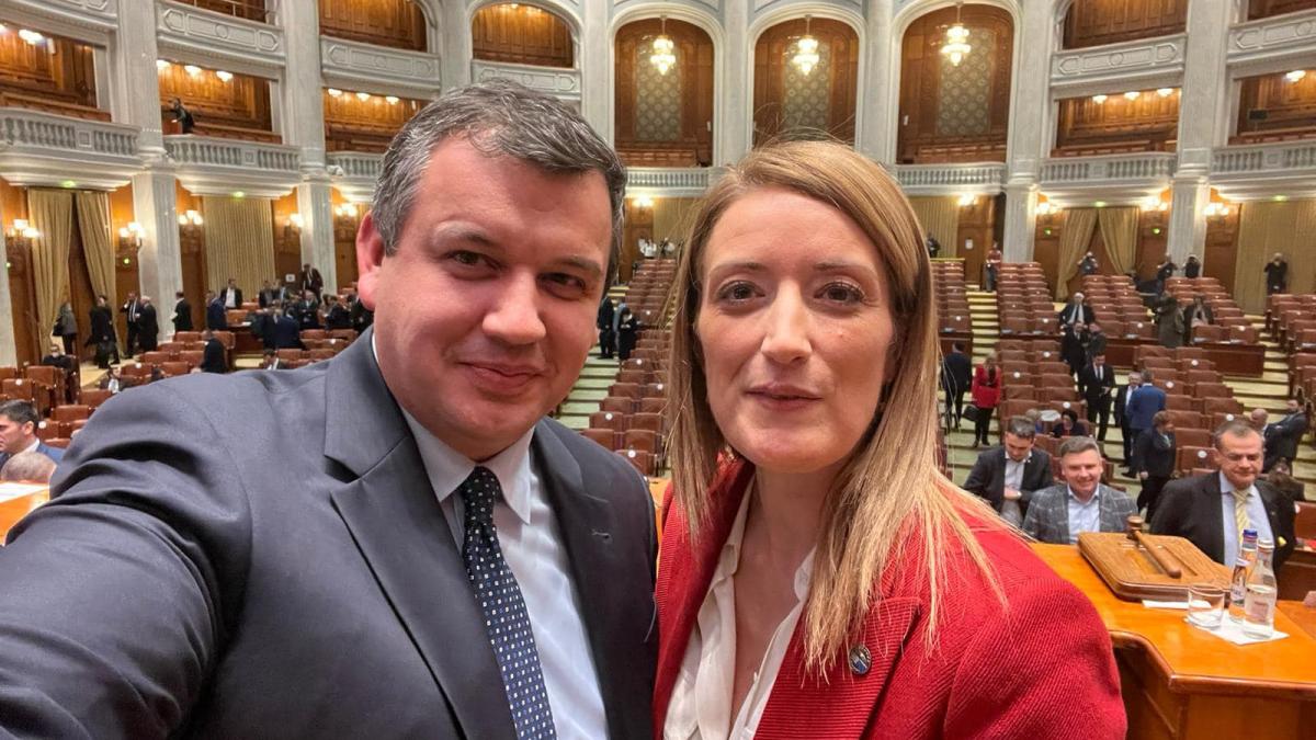 eugen-tomac-si-roberta-metsola