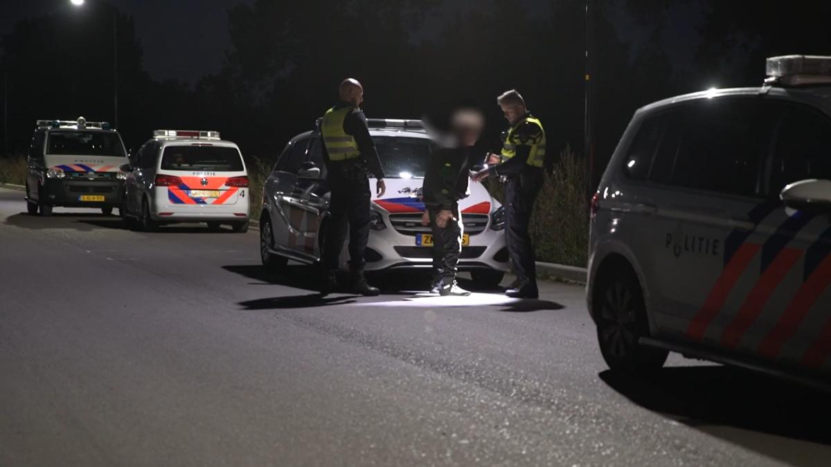 politie--olanda-roman-perchezitionat