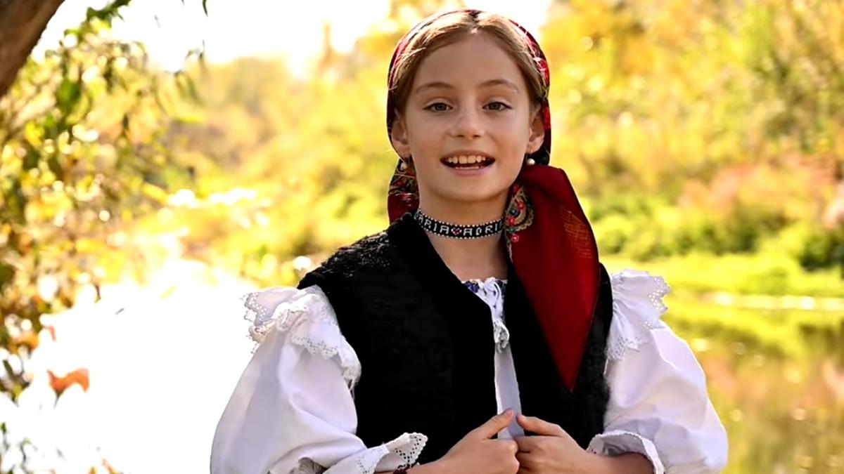 romanii-au-talent-2023--o-fetita-cu-voce-de-inger-a-ridicat-sala-in-picioare--andra-sper-ca-toata-romania-sa-te-iubeasca