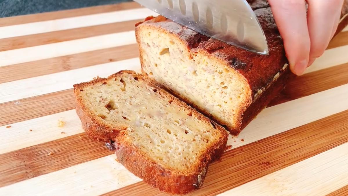 budinca-de-banane-fara-faina--un-desert-sanatos-si-delicios--se-face-imediat--cu-minim-efort