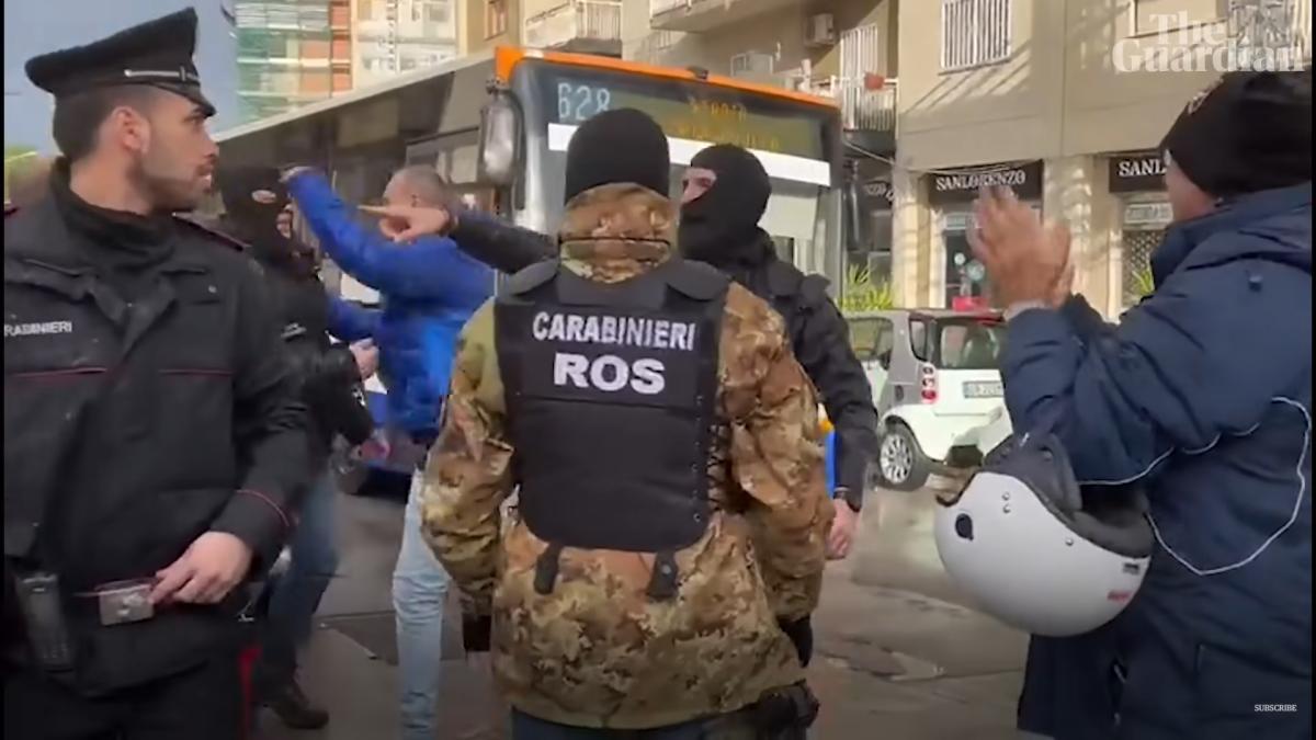 femeie-abuzata-carabinieri