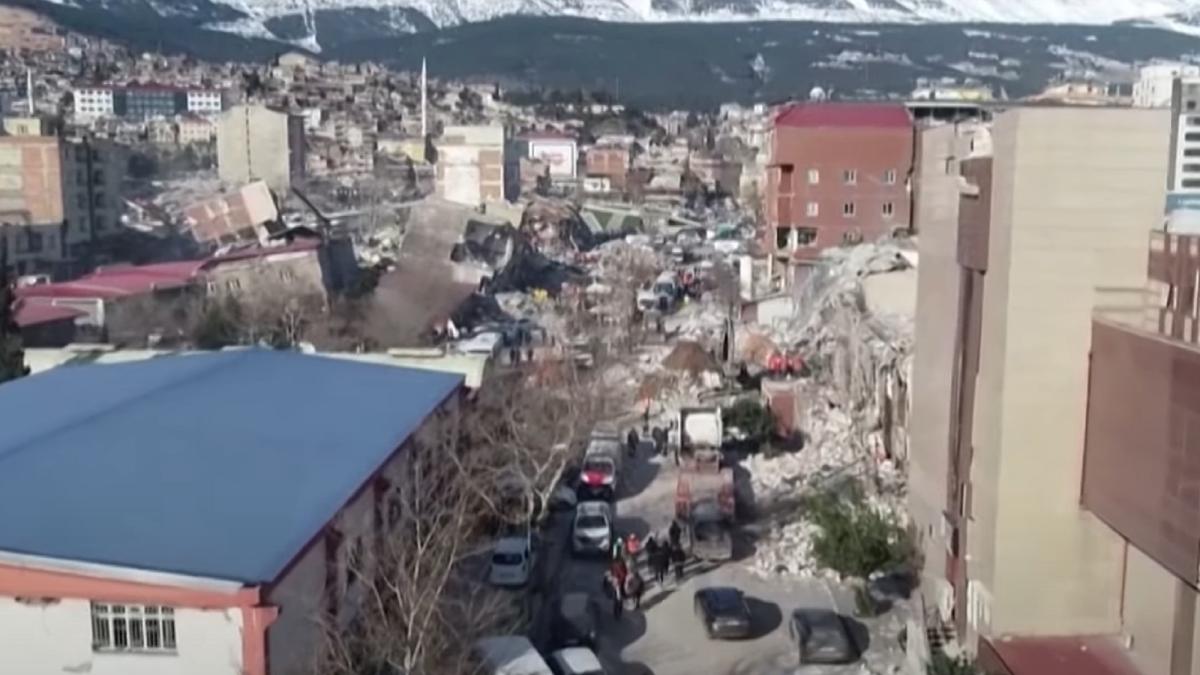 sa-ajutam-turcia--metoda-prin-care-oamenii-profita-de-pe-urma-cutremurelor--inselatoria-de-pe-tiktok-si-twitter-folosita-de-escroci