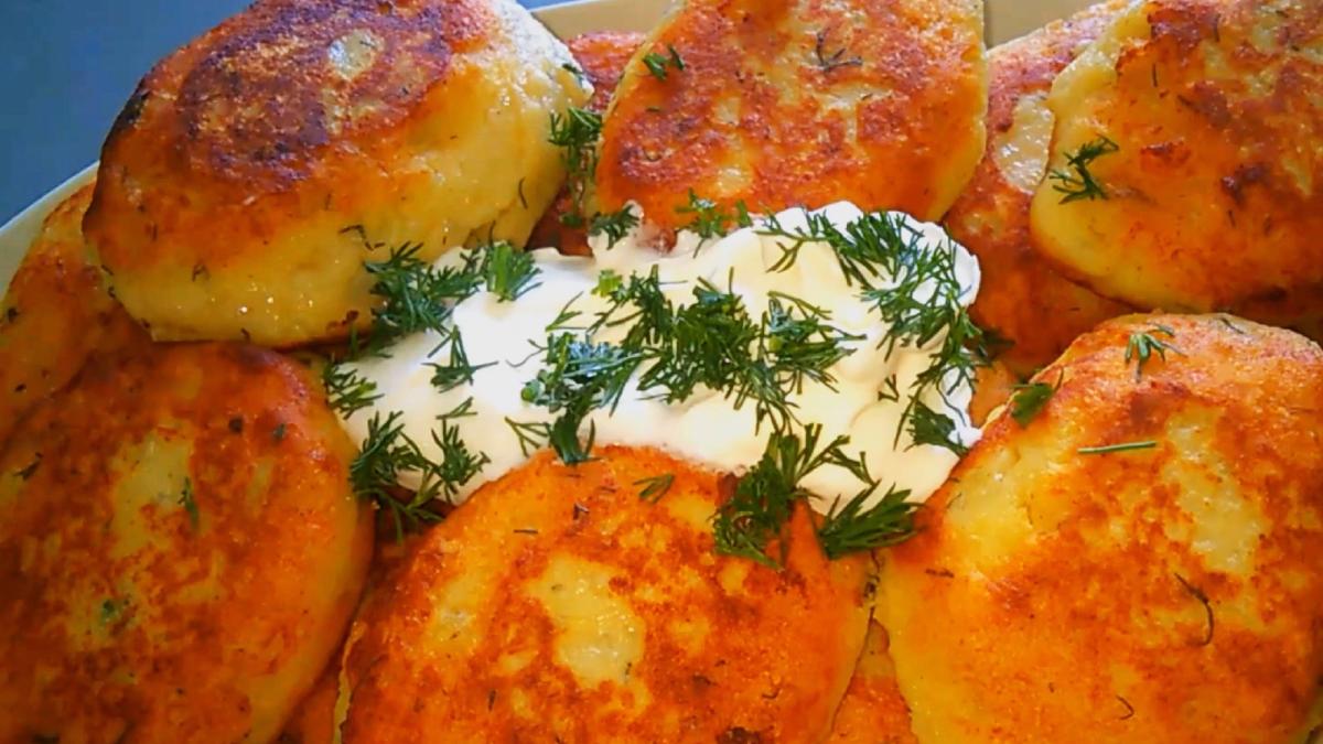 zrazy-din-branza--cartofi--ou-si-ceapa-verde--chiftelele-pe-care-le-vei-gati-zilnic--o-reteta-simpla--de-vis