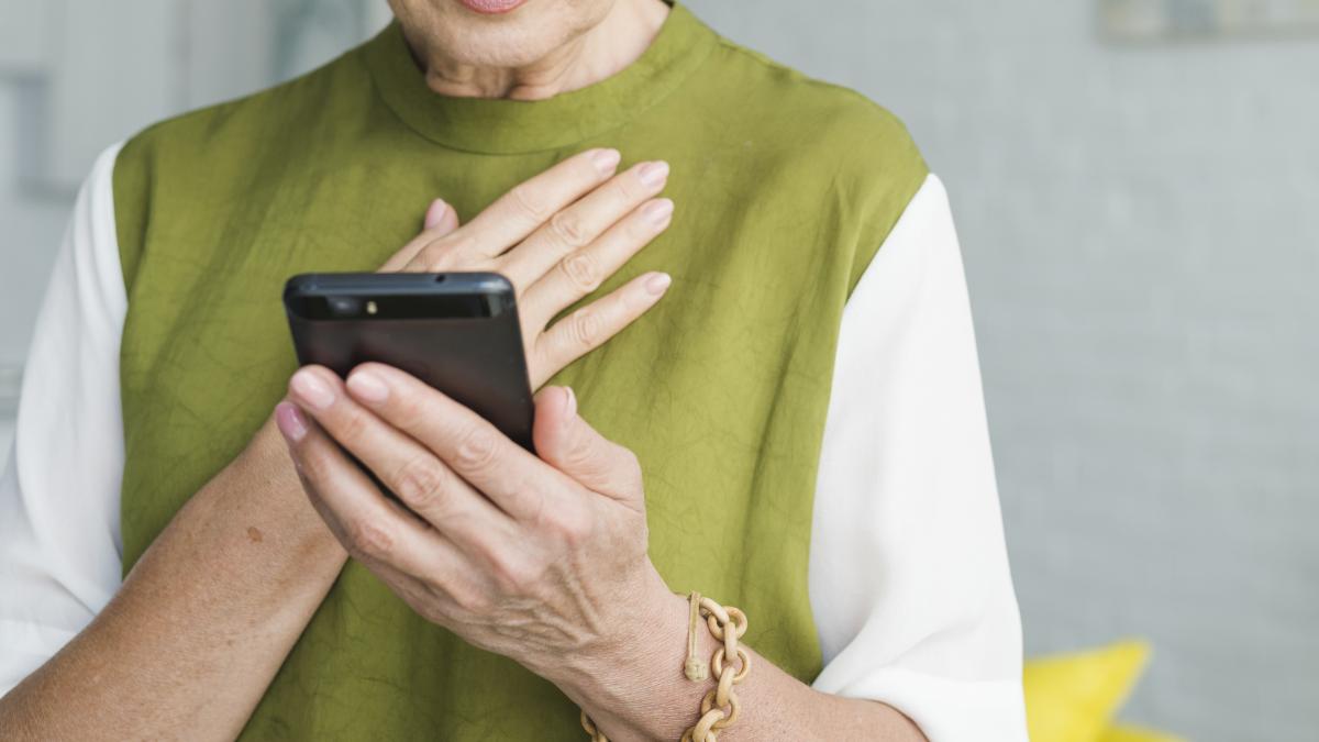 romani--pacaliti-de-patroni-in-strainatate--au-ramas-fara-pensie-dupa-ce-au-aflat-cu-stupefactie-ca-au-muncit-la-negru