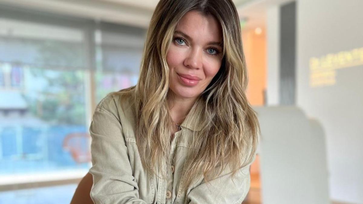 gina-pistol-pleaca-de-la-antena-1