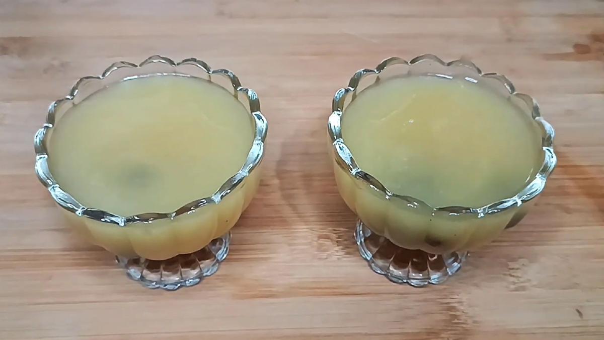 terci-de-mere--un-desert-delicios-si-cremos--iubit-de-copii-si-adulti--vezi-cat-de-simplu-si-rapid-se-face