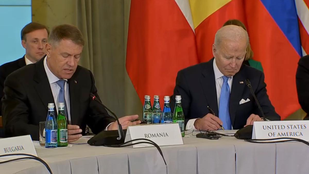 klaus-iohannis-si-joe-biden-varsovia