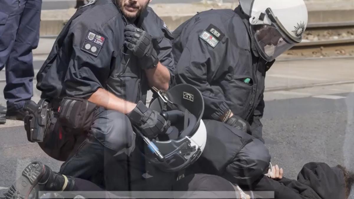 un-baiat-de-zece-ani-jefuieste-o-banca-in-germania-daca-nu-mi-dati-banii--ii-omor-pe-toti