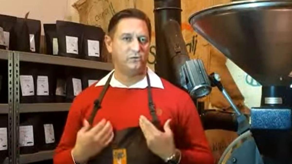 un-roman-face-una-dintre-bune-cafele-italienesti-din-austria--razvan-a-impresionat-degustatorii-din-domeniu