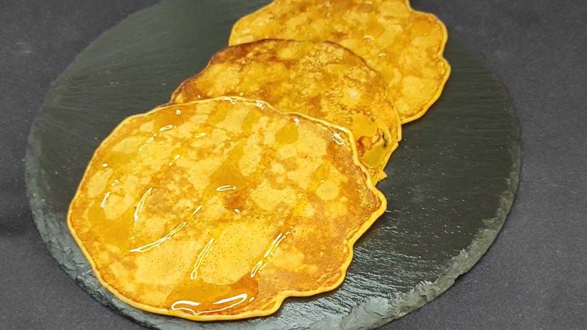 clatite-cu-morcovi--un-truc-pe-care-trebuie-sa-l-stii-ca-sa-ti-iasa-pufoase-va-trebui-sa-faci-portie-dubla-pentru-ca-vor-fi-adorate