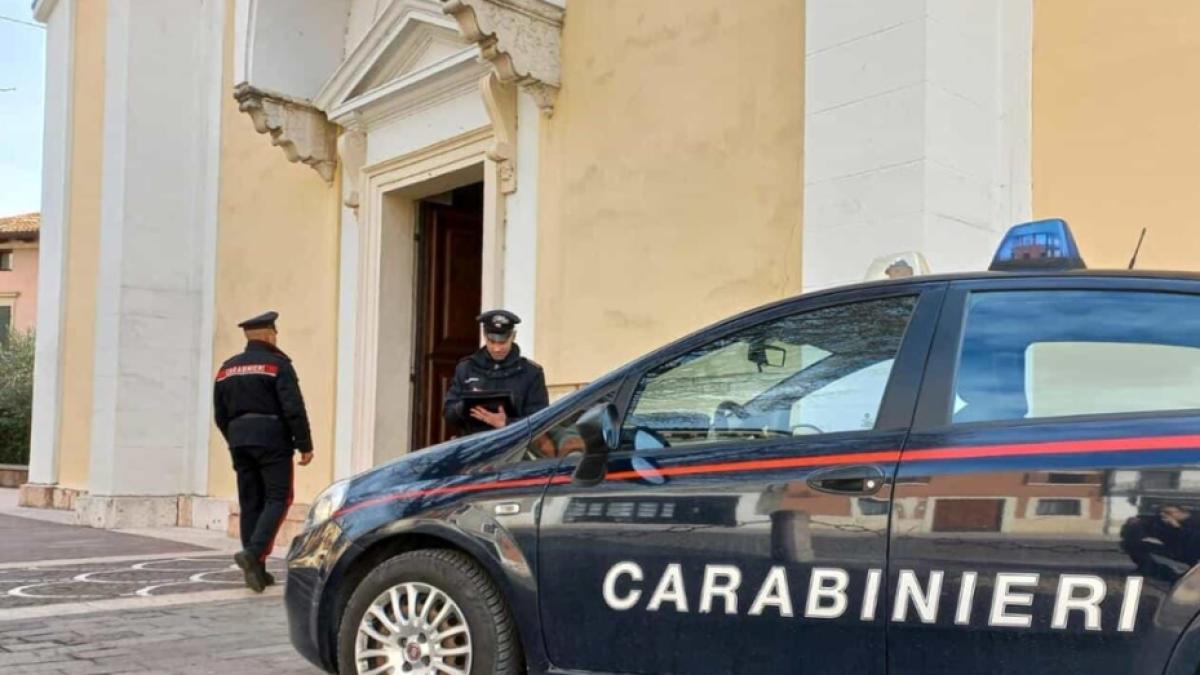 furt-cutia-milei-biserica-italia