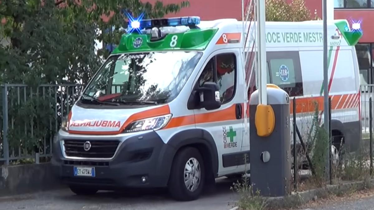 crucea-verde-ambulanta-italia