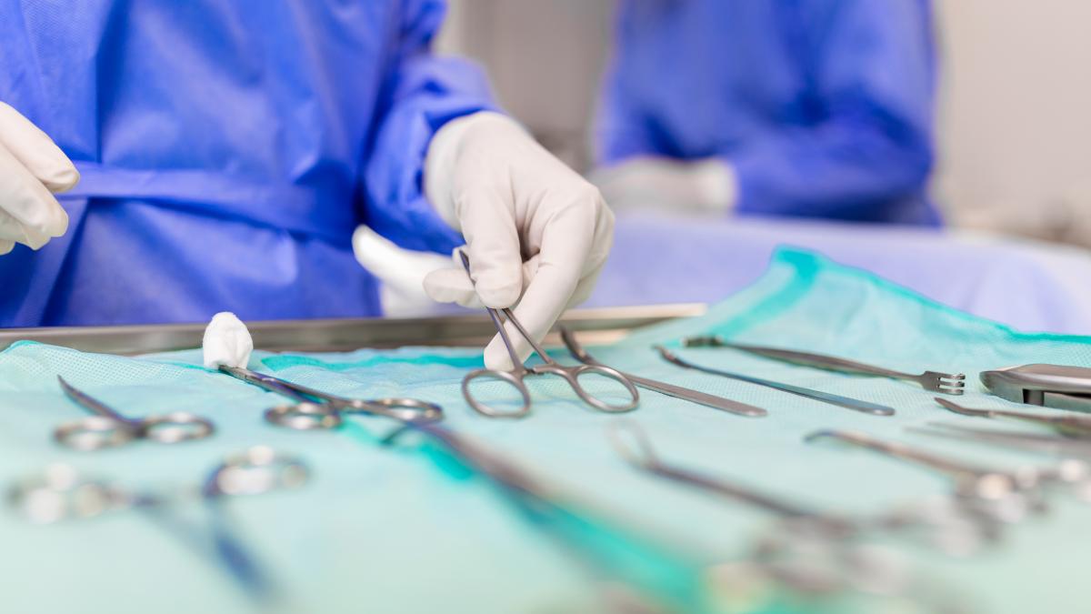 alertaprc-c2prc-a0in-europa-o-operatie-promovata-ca-fiind-revolutionara-a-bagat-in-spital-zeci-de-oameni--si-romanii-sunt-interesati-de-interventia-minune