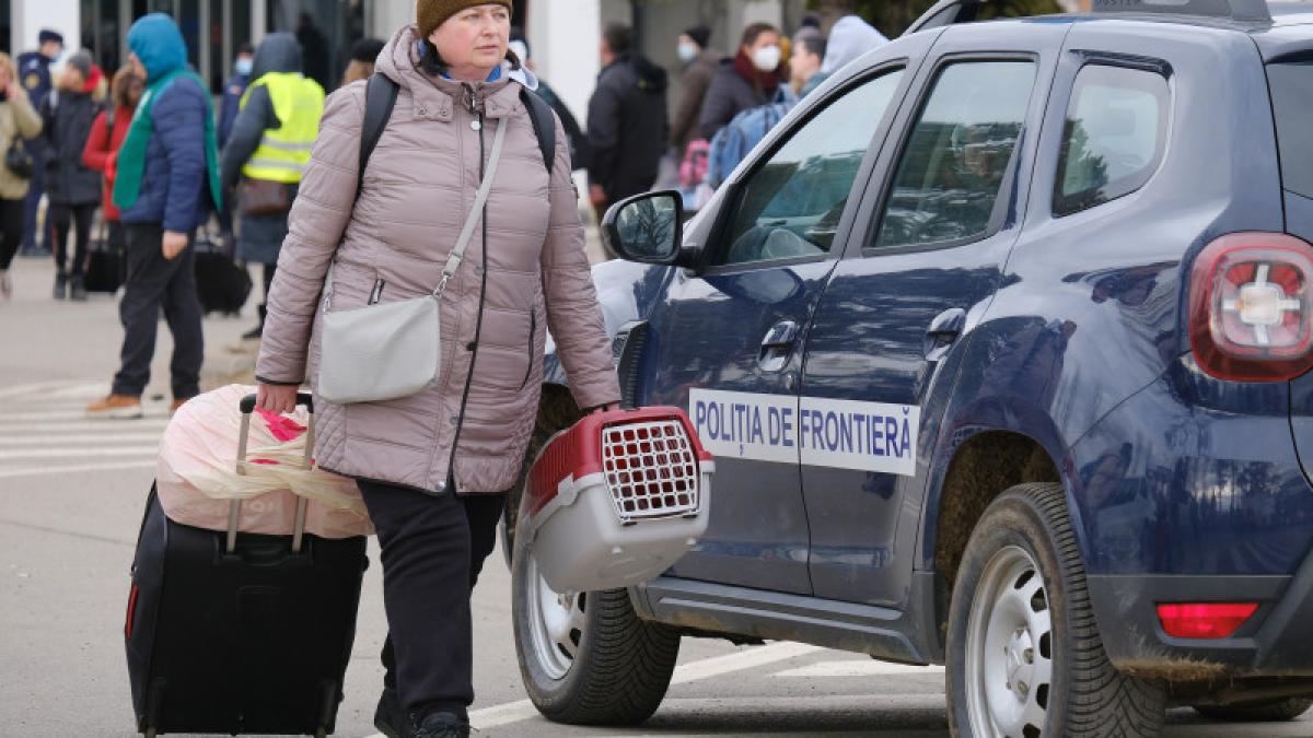 ucraineni-refugiati-ucraina-vama-granita-vama-romania-granita-romania