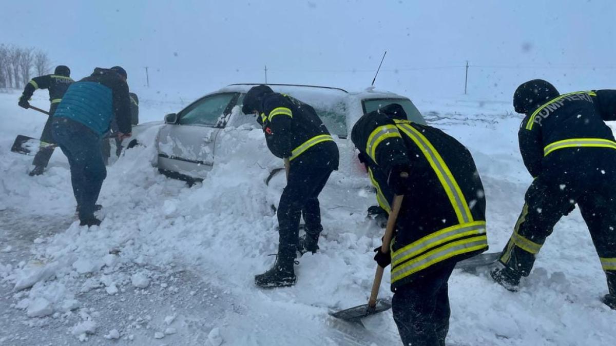 cod-rosu-ninsori-viscol-romania-zapada-ninsoare