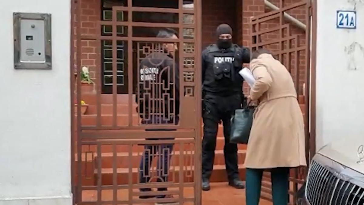 perchezitii-dan-diaconescu