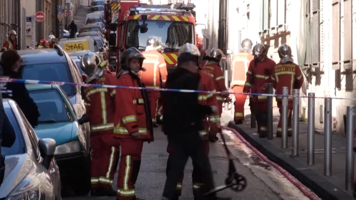 franta--doi-oameni-fara-viata--gasiti-in-imobilul-prabusit-la-marsilia-intristarea-si-durerea-sunt-mari