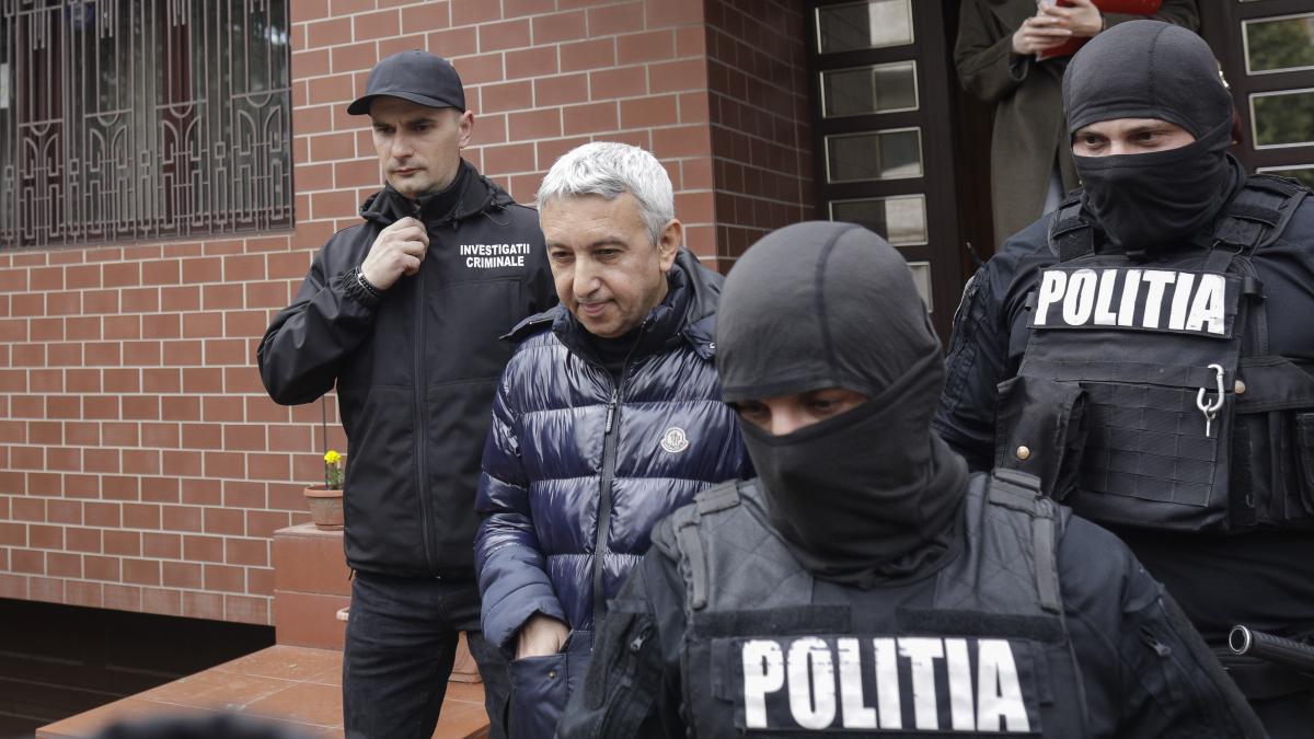 dan-diaconescu-inchisoare-mascati