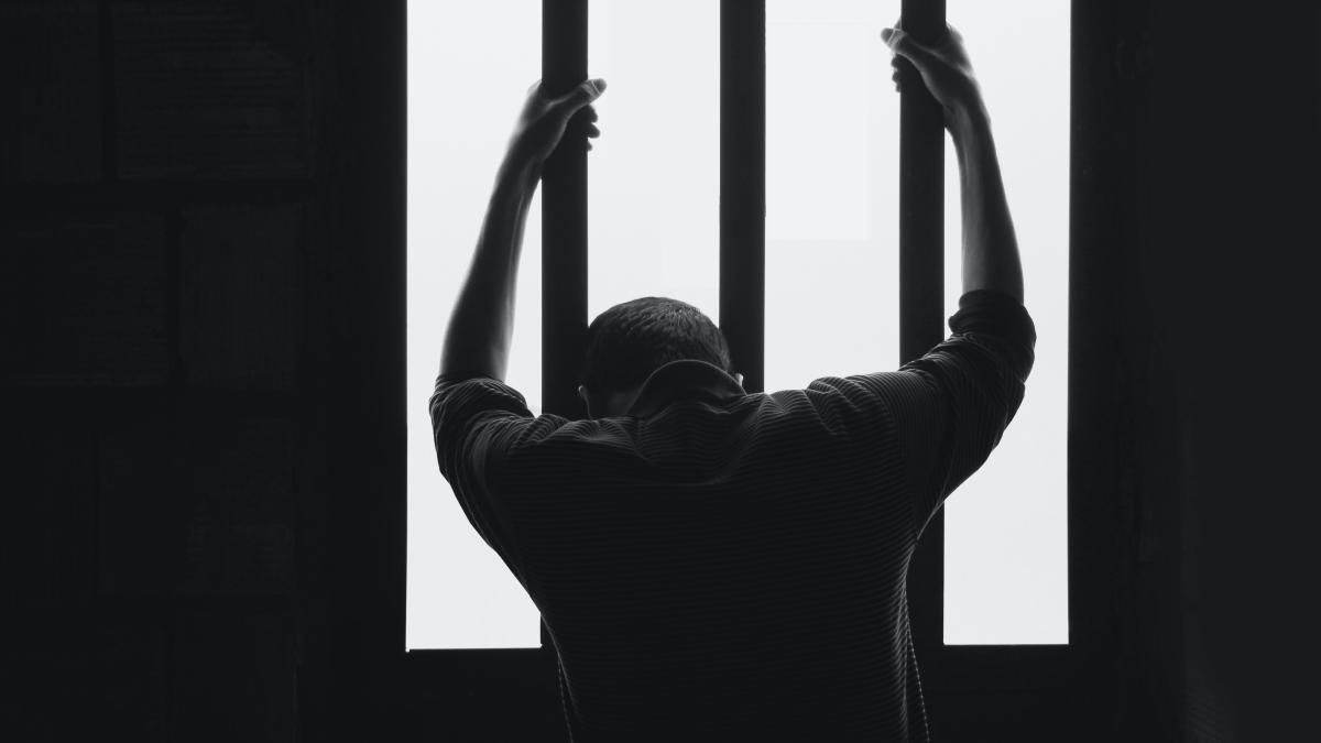 hasan-almasi-airbgpafi74-unsplash