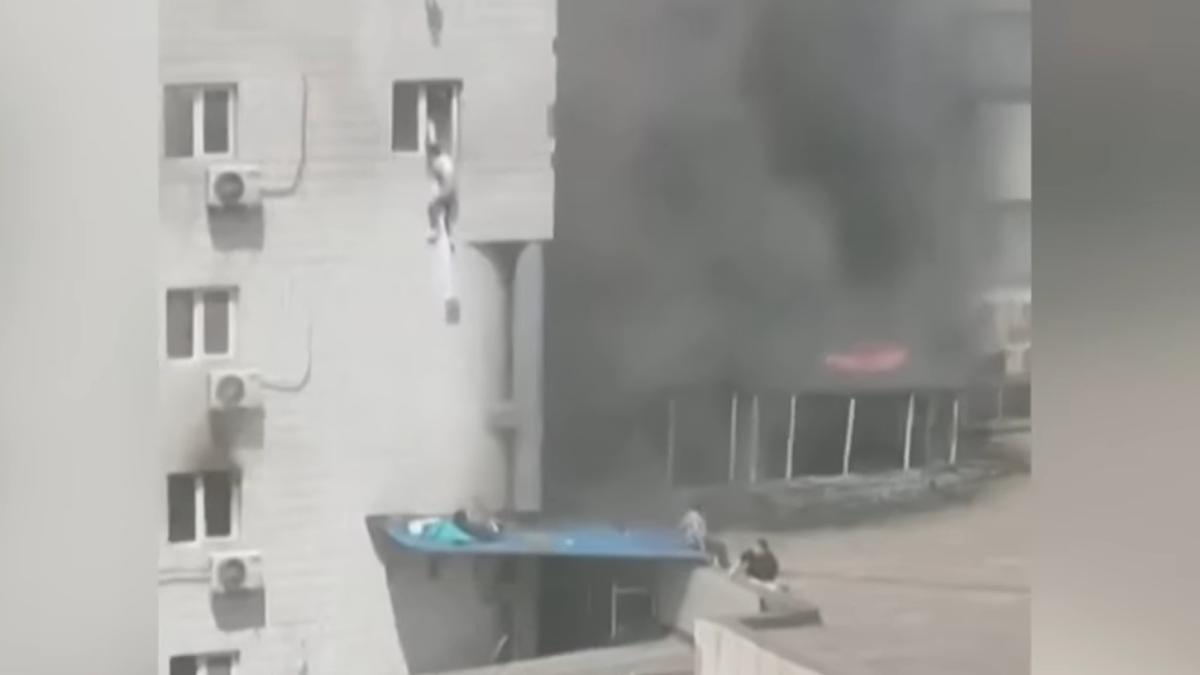 incendiu-spital-beijing