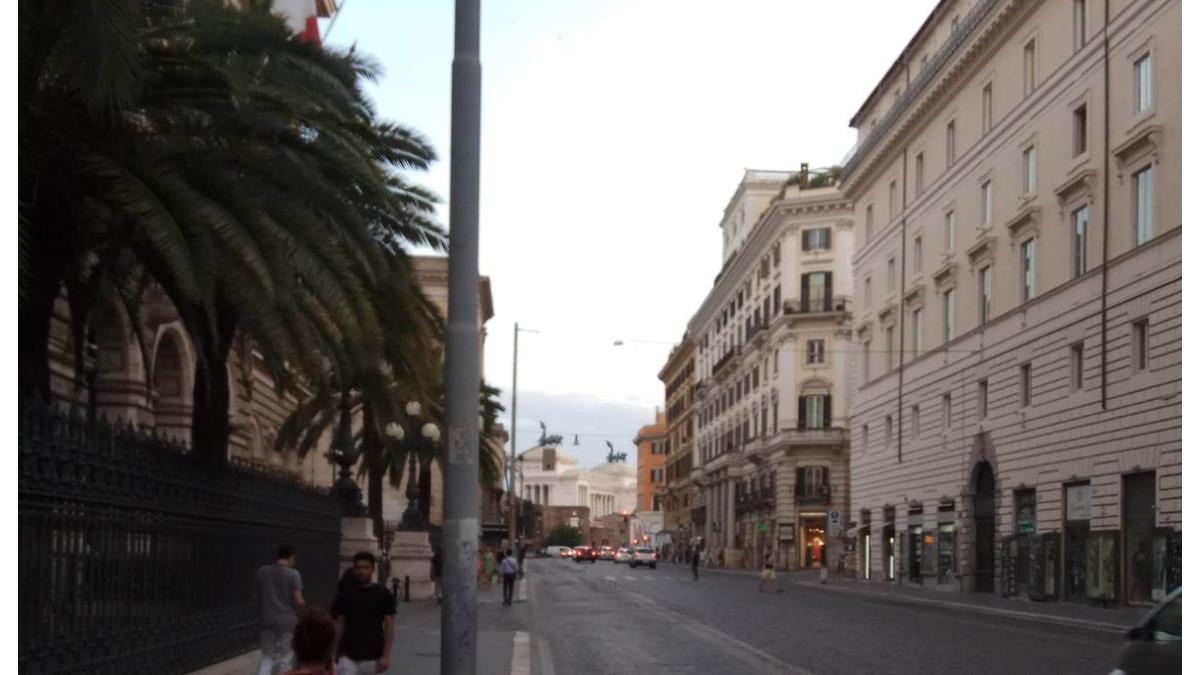 strada-din-roma-goala