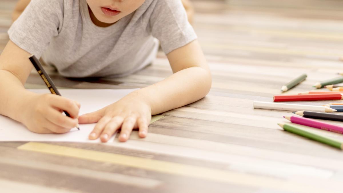 ganduri-despre-mama--asociatia-germano-romana-litera-start-la-concurs-literar-de-poezie-si-proza-vrem-sa-valorificam-potentialul-creativ-al-copiilor-de-pretutindeni-1