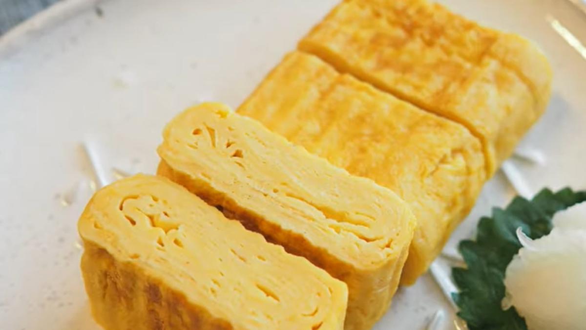 tamagoyaki--omleta-japoneza-rulata--un-deliciu-pe-care-trebuie-sa-l-incerci-1