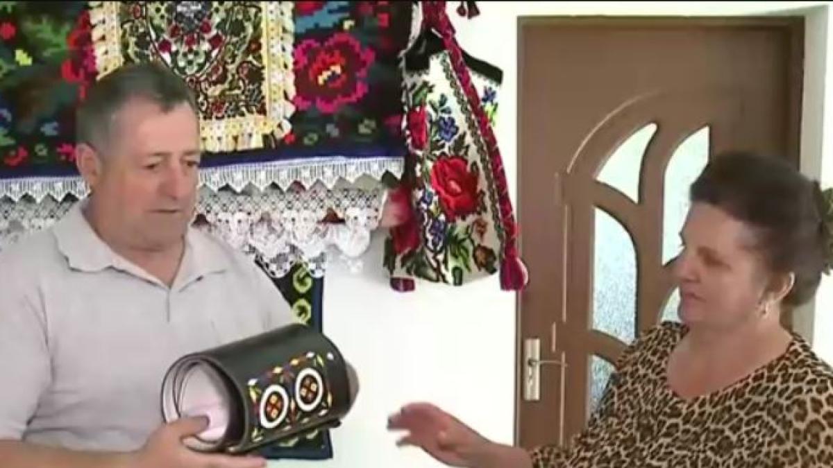 ei-sunt-maramuresenii--invitati-la-incoronarea-regelui-charles--ioan-bozai---am-pregatit-o-horinca-de-mere