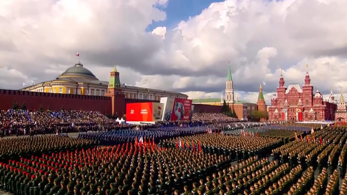 rusia-organizeaza-parada-de-ziua-victoriei--vladimir-putin--asteptat-in-piata-rosie