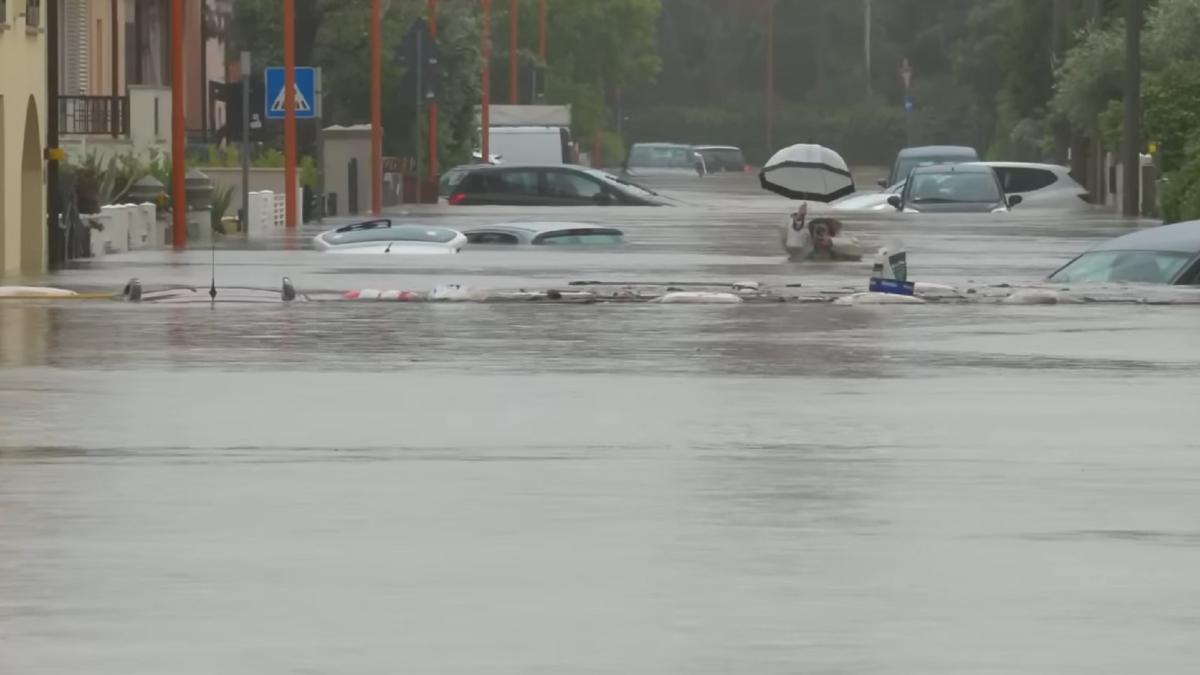 numarul-victimelor-in-inundatiile-devastatoare-din-italia-creste-la-11--presedintele-emilia-romagna-amploarea-distrugerilor-este-ca-cea-provocata-de-cutremur