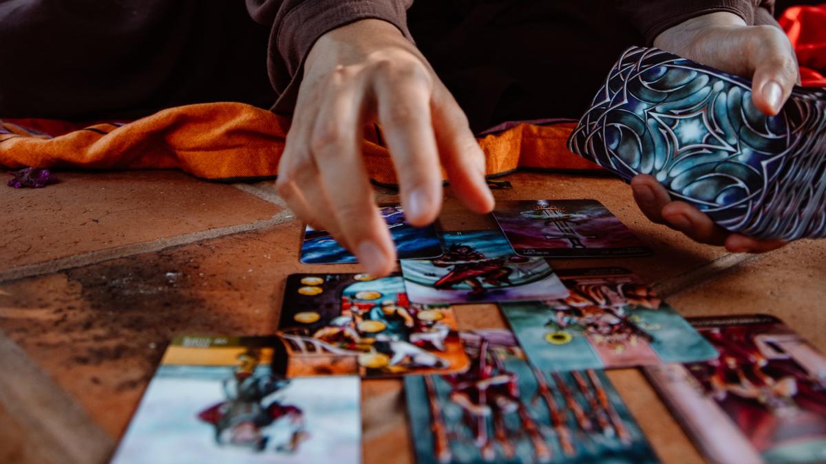 horoscop-special--zodiile-pe-care-succesul-la-bani-si-norocul-le-imbratiseaza-pe-final-de-mai-oportunitatile-profesionale-bat-la-usa