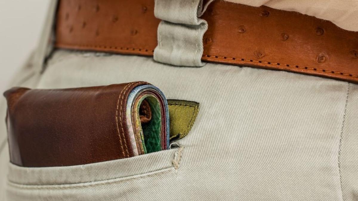 hot-roman--prins-furand-portofele-prin-metoda-maradona